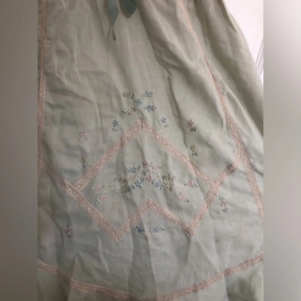 Vintage Babydoll Slip Embroidered Flowers Embroidery VTG - Picture 3 of 8